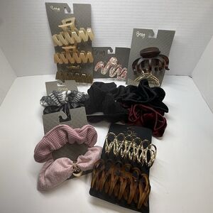 Berry 8 Set Large Hair Accessories Lot 15 Scrunchies & Hair Claws Bundle New